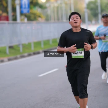 Runner Photo 1484178