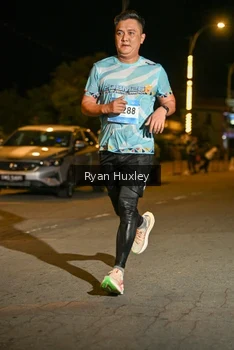 Runner Photo 1484621