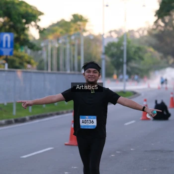 Runner Photo 1484674