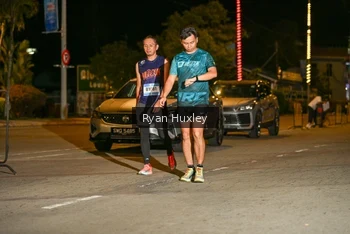 Runner Photo 1484700