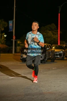 Runner Photo 1484740