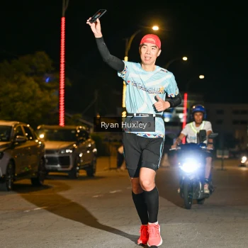 Runner Photo 1484756