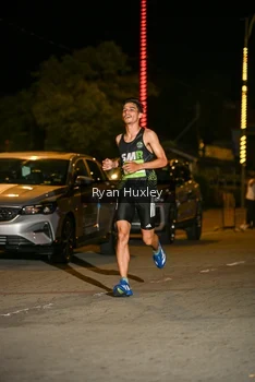 Runner Photo 1484794