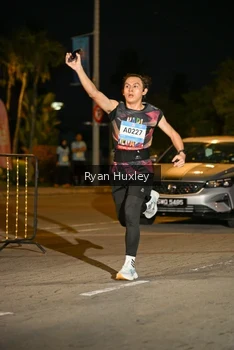 Runner Photo 1485143