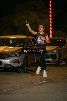 Runner Photo 1485145