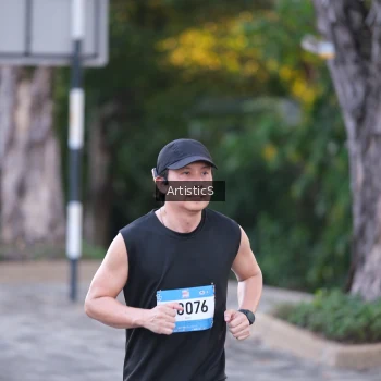 Runner Photo 1485371