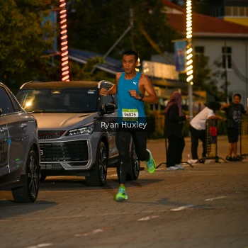 Runner Photo 1485564