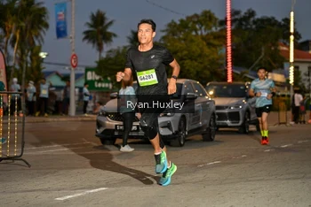 Runner Photo 1485652