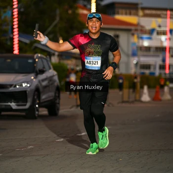 Runner Photo 1485833