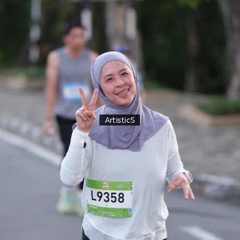 Runner Photo 1485879