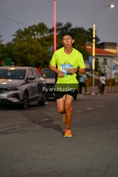 Runner Photo 1485901