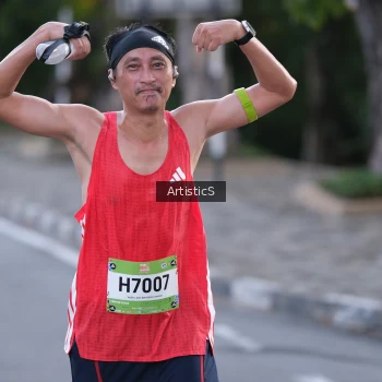 Runner Photo 1485934