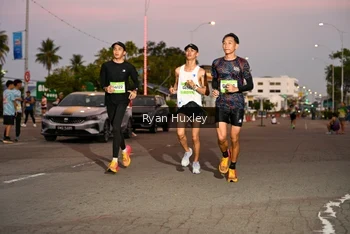 Runner Photo 1485974