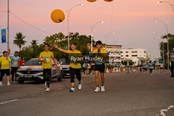 Runner Photo 1486132