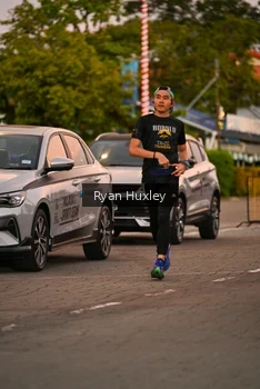 Runner Photo 1486174