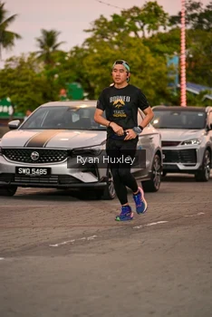Runner Photo 1486175