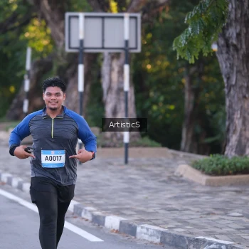Runner Photo 1486871
