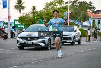 Runner Photo 1487311