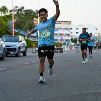 Runner Photo 1487475