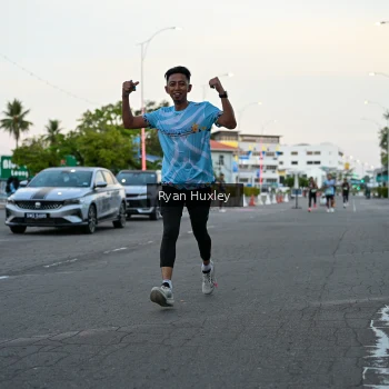 Runner Photo 1487522