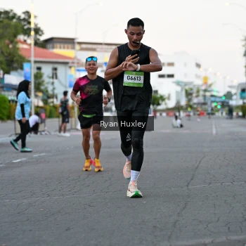 Runner Photo 1487554