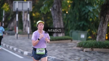 Runner Photo 1487637