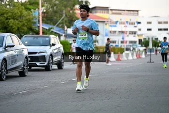 Runner Photo 1487683