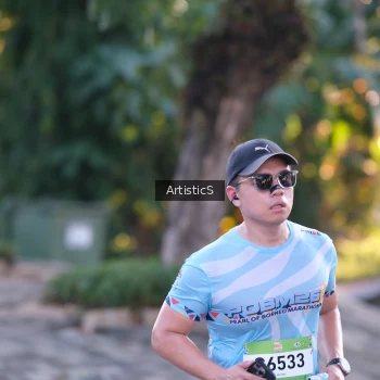 Runner Photo 1487779