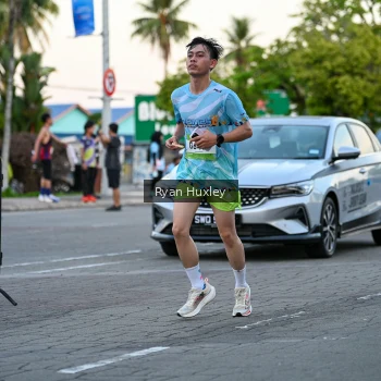 Runner Photo 1487973