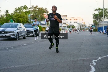 Runner Photo 1488938