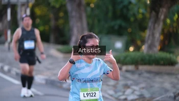 Runner Photo 1489201