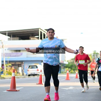 Runner Photo 1489405