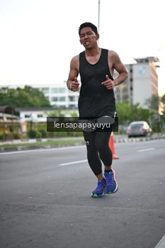 Runner Photo 1489426