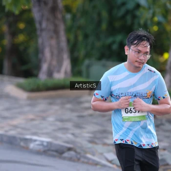 Runner Photo 1489829