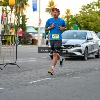 Runner Photo 1490516