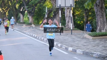 Runner Photo 1491612