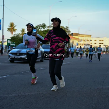 Runner Photo 1492024
