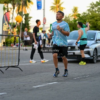 Runner Photo 1492184
