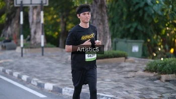 Runner Photo 1492984