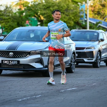 Runner Photo 1493090