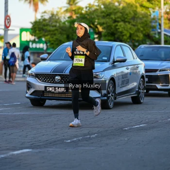 Runner Photo 1493165