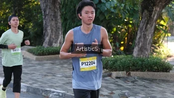 Runner Photo 1493197