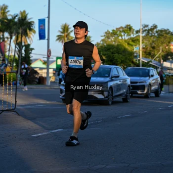 Runner Photo 1493429