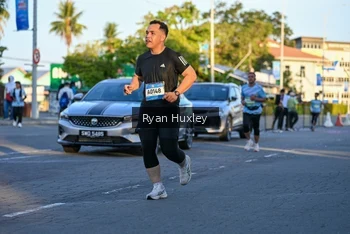 Runner Photo 1493442