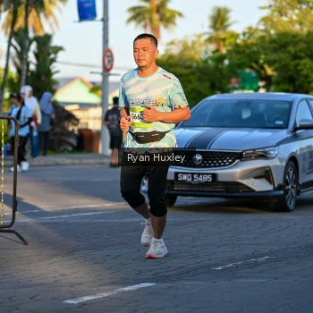 Runner Photo 1493454