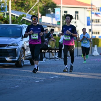 Runner Photo 1493472
