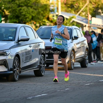 Runner Photo 1493553