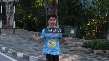 Runner Photo 1493595