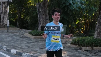 Runner Photo 1493600