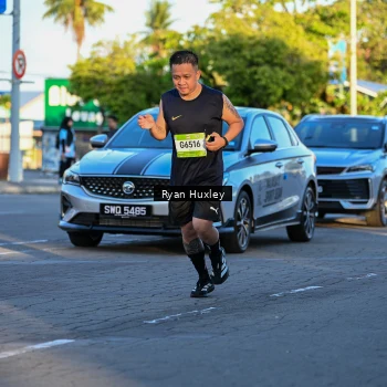 Runner Photo 1493654